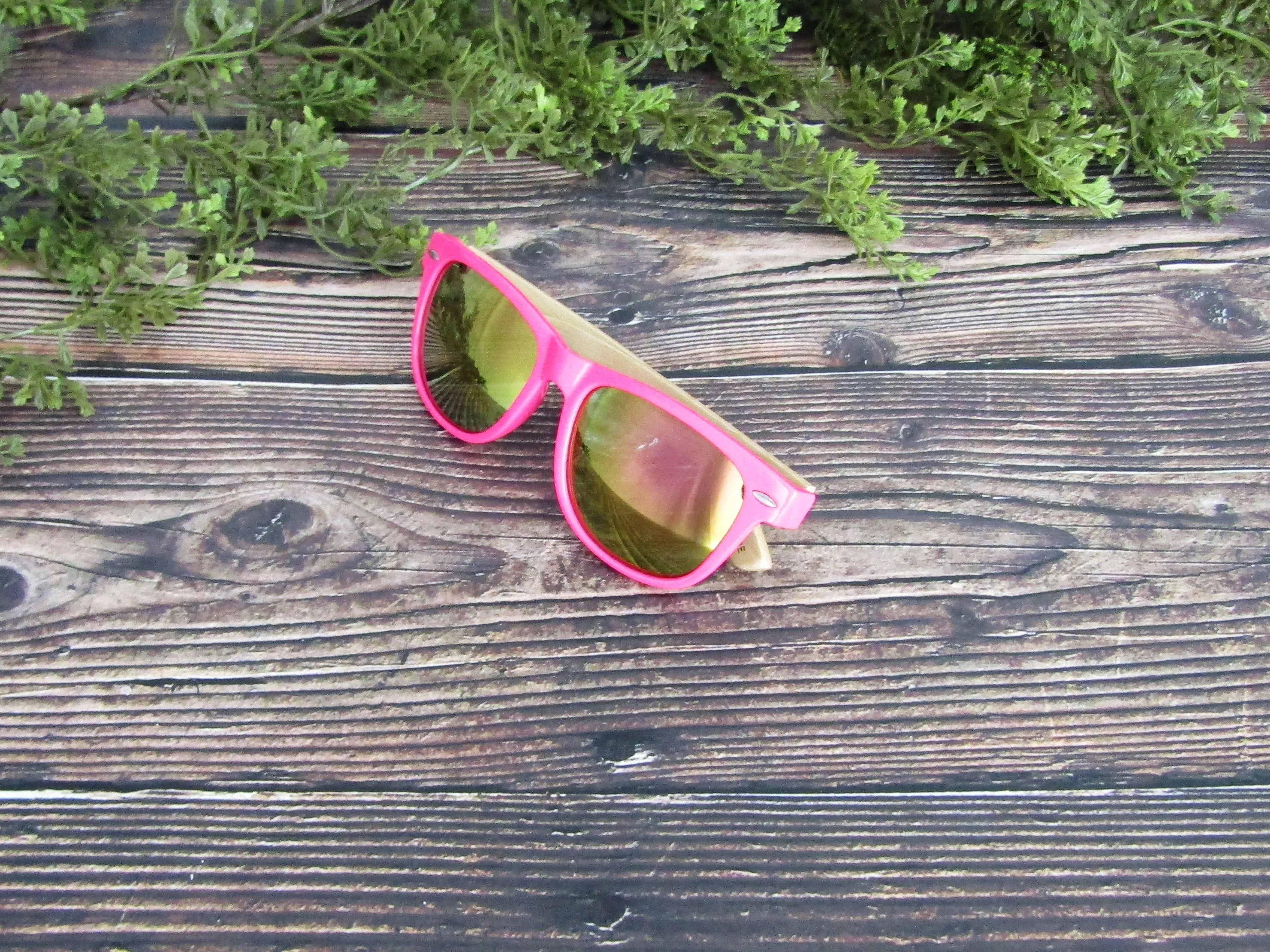 Bamboo Wood Sunglasses for Men and Women, Unisex Colored Wooden Sunglasses