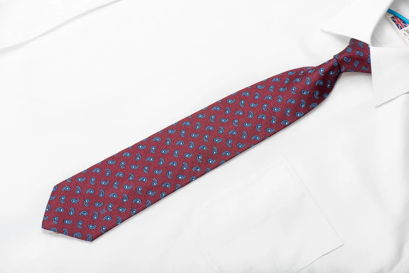 Daks Men's Crystal Silk Necktie Blue Paisley On Burgundy