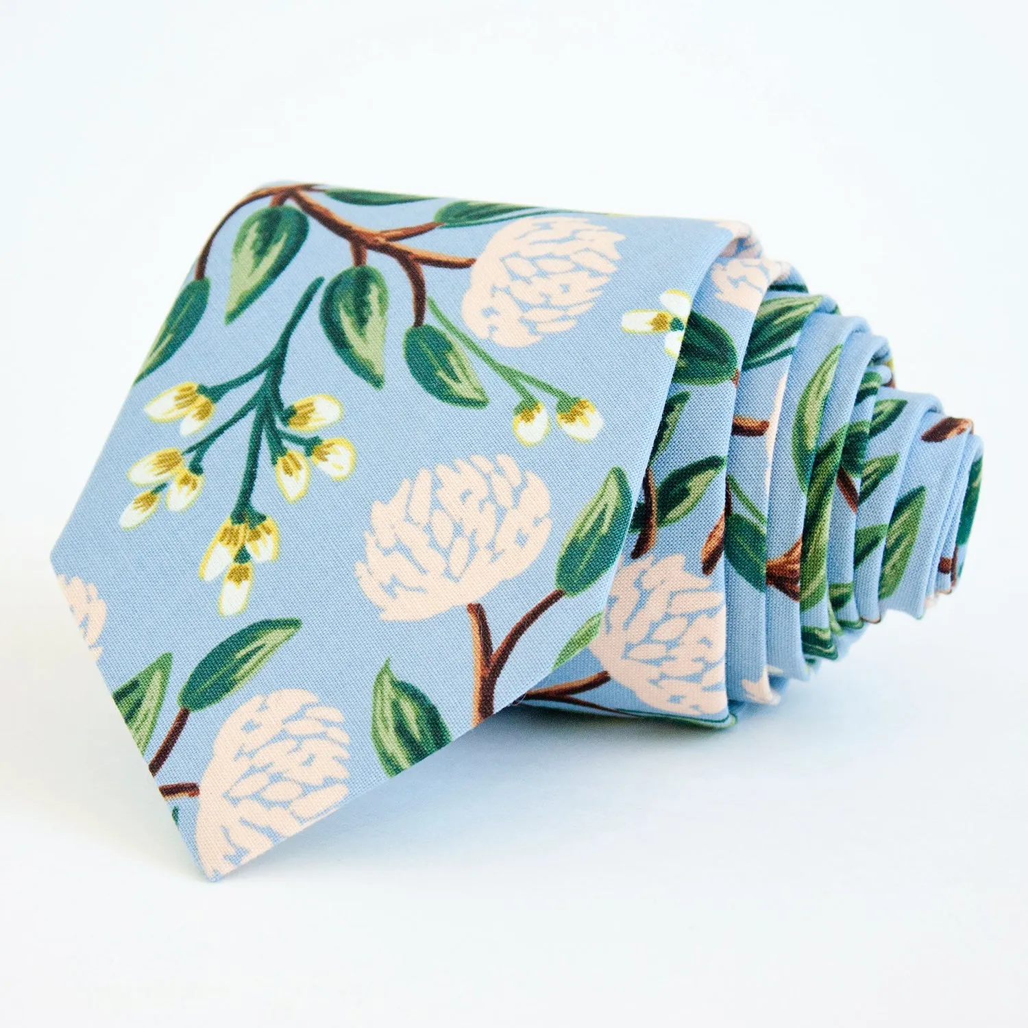 Men's Freestyle Self-Tie Bow Tie / Peonies In Dusty Blue