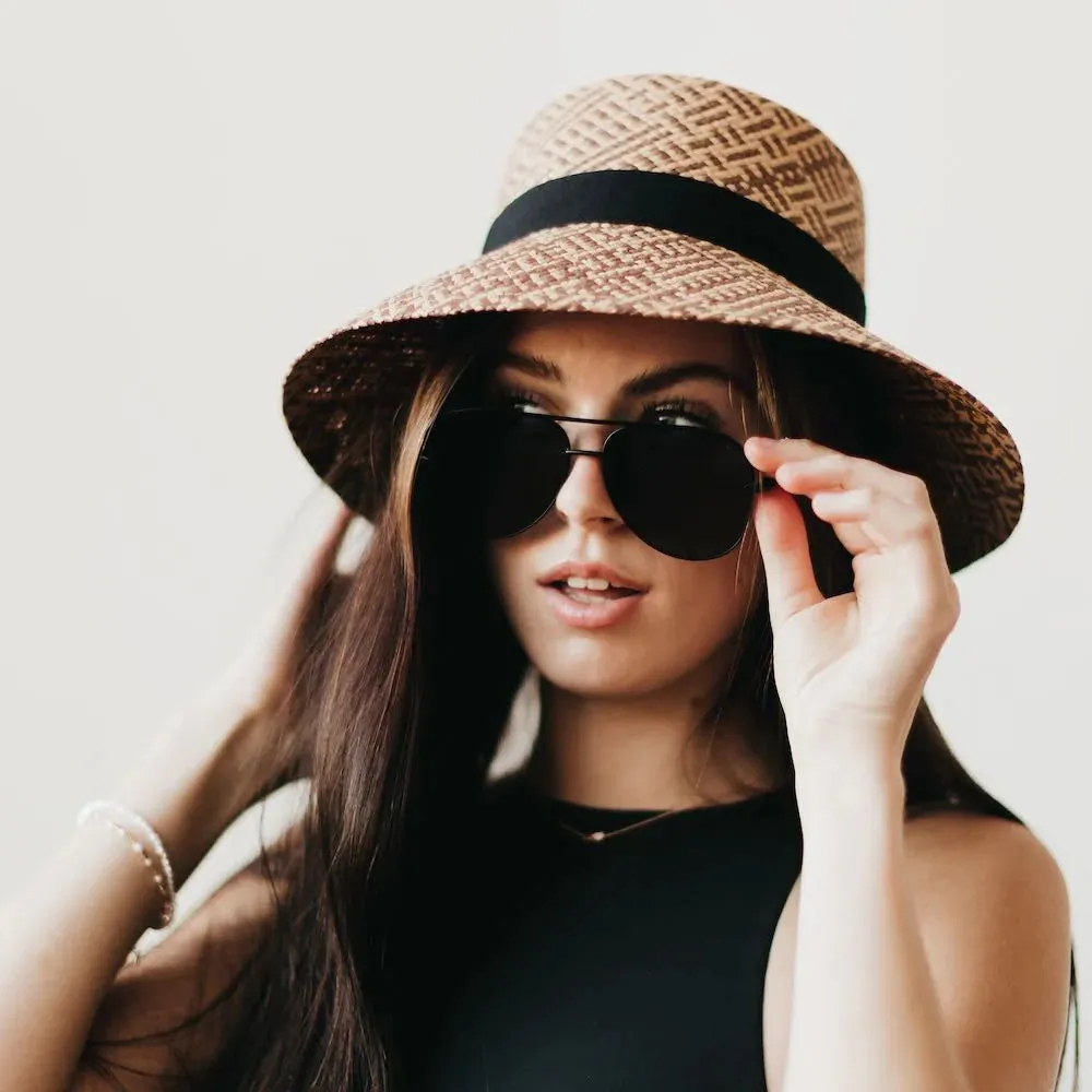 Pretty Simple Alexa Aviator Frame Sunglasses