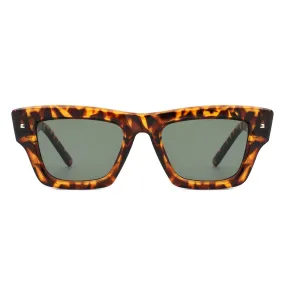 Thick Frame Wayfarer Style Sunglasses in Tortoiseshell